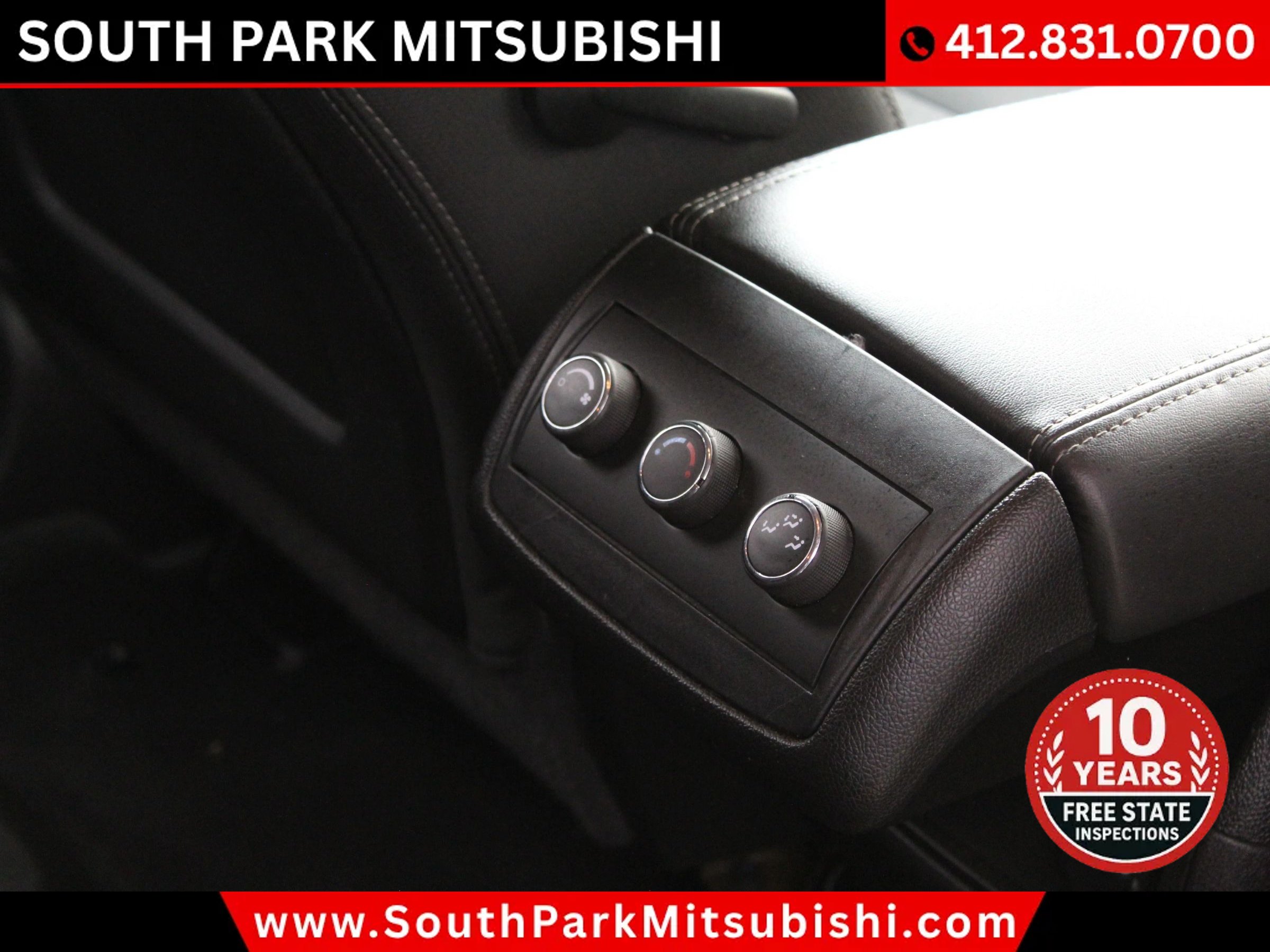 Used 2015 GMC Acadia SLE FWD image 16