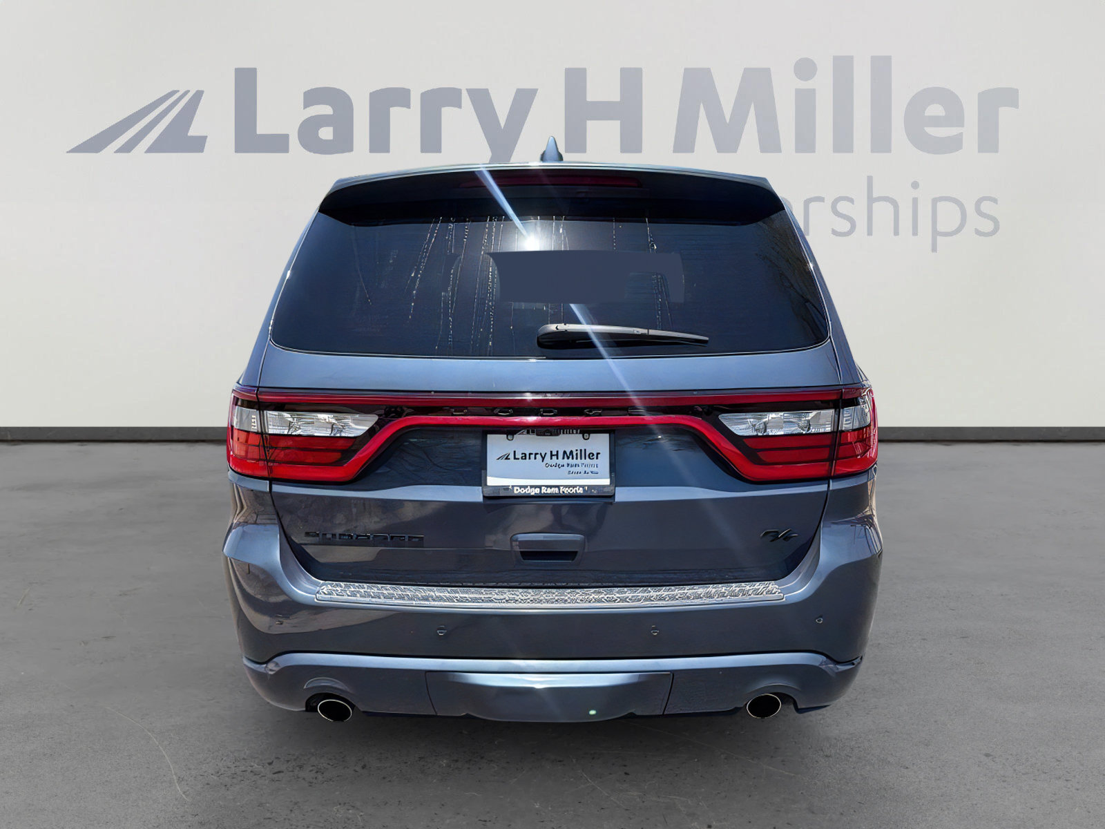 Used 2021 Dodge Durango R/T w/ Blacktop Package RWD image 5