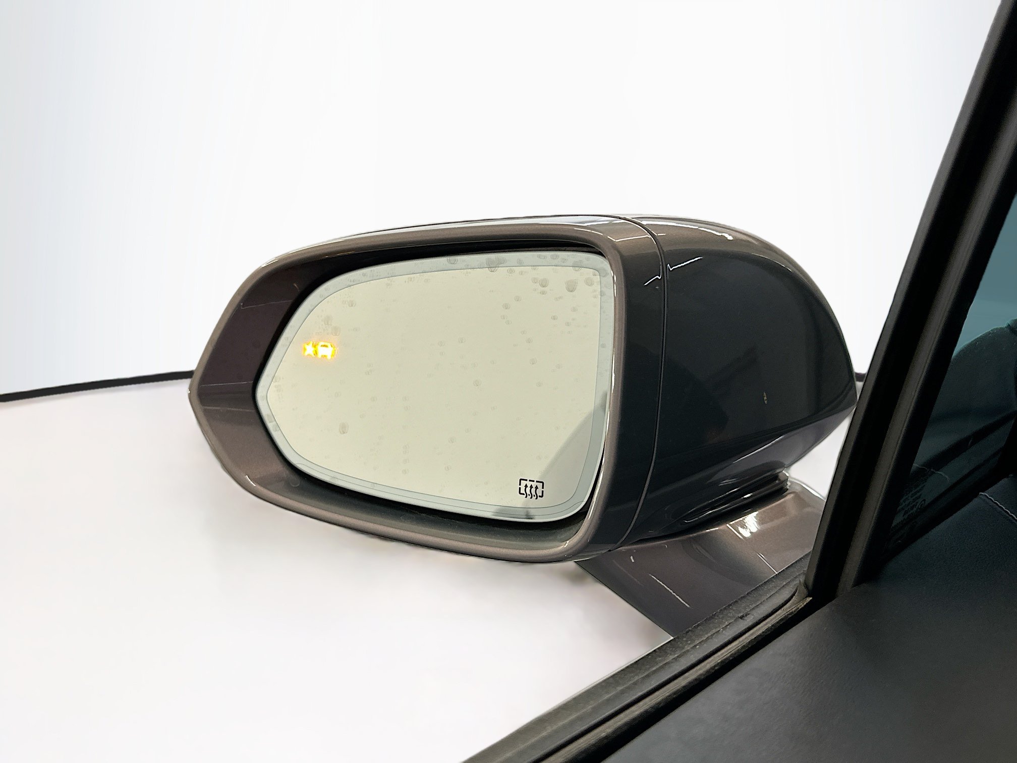 Used 2024 Chevrolet Blazer EV LT AWD/4WD image 16