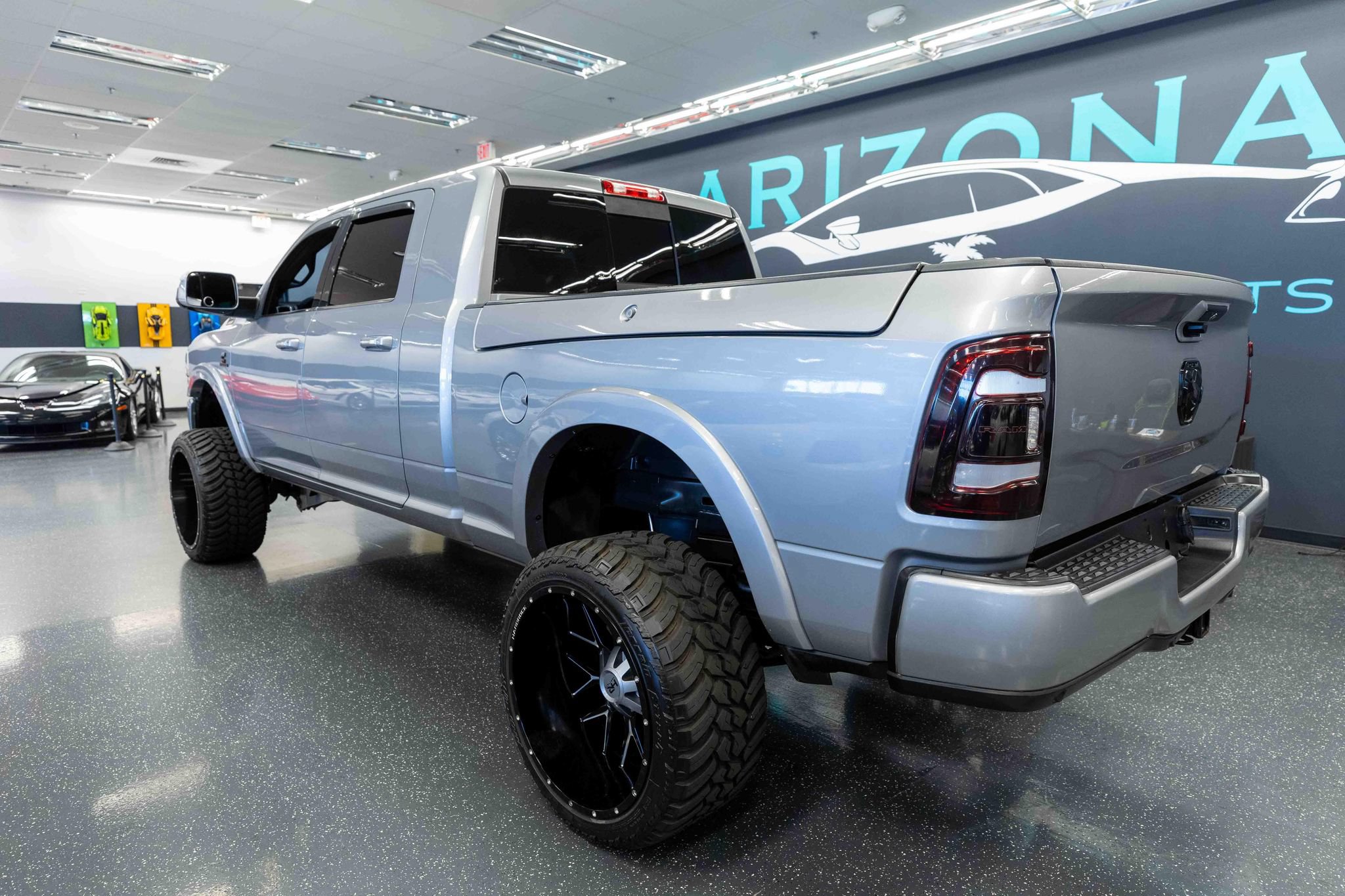Used 2019 RAM 2500 Laramie AWD/4WD image 8