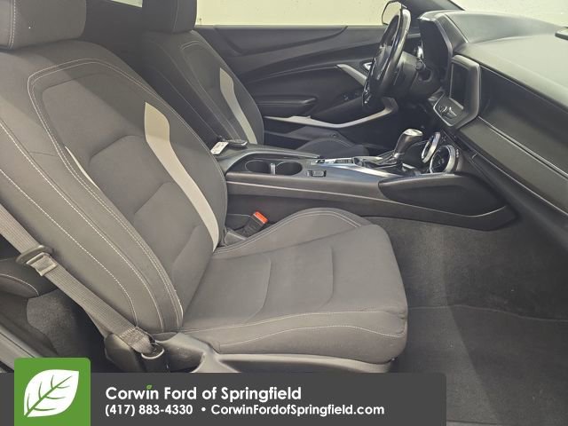 Used 2022 Chevrolet Camaro LT image 9