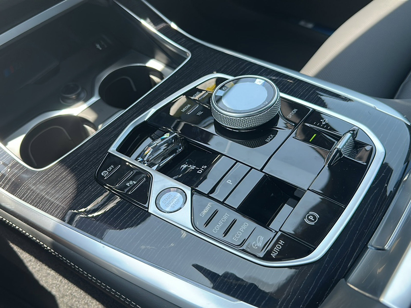 New 2026 BMW X7 M60i image 25