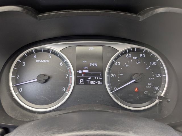Used 2020 Nissan Versa S FWD image 28