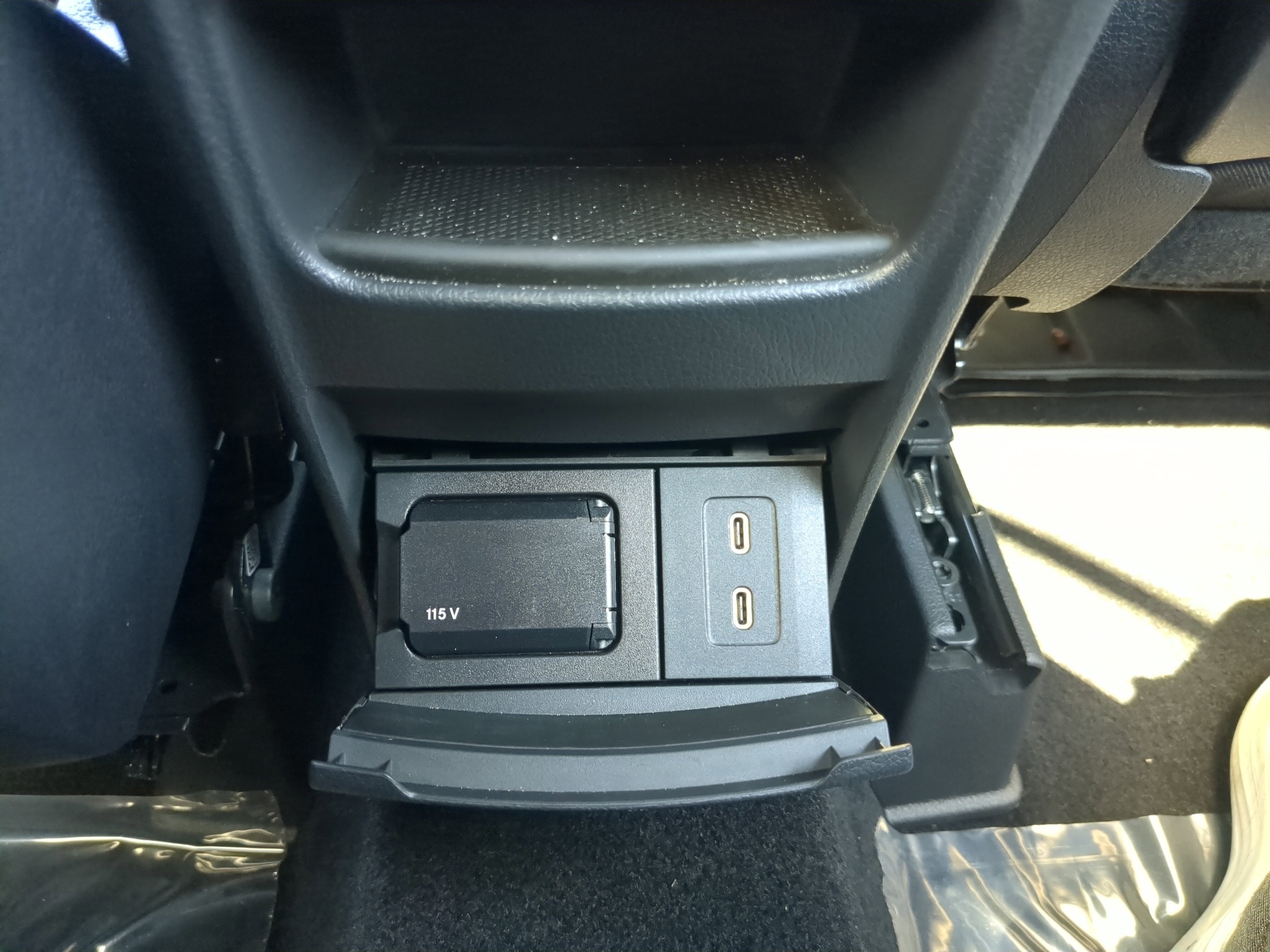 Certified 2025 Mercedes-Benz GLB 250 image 8