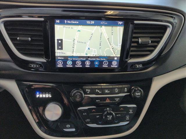 Used 2020 Chrysler Pacifica Touring-L w/ Advanced Safetytec Group image 15