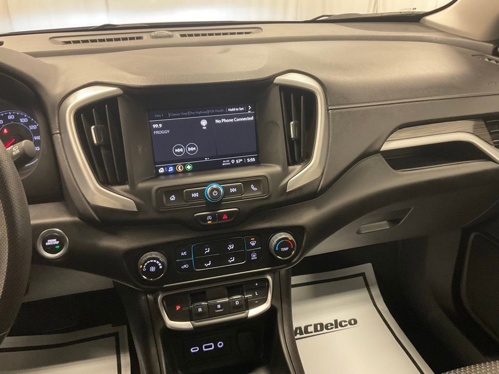 Used 2024 GMC Terrain SLE image 22
