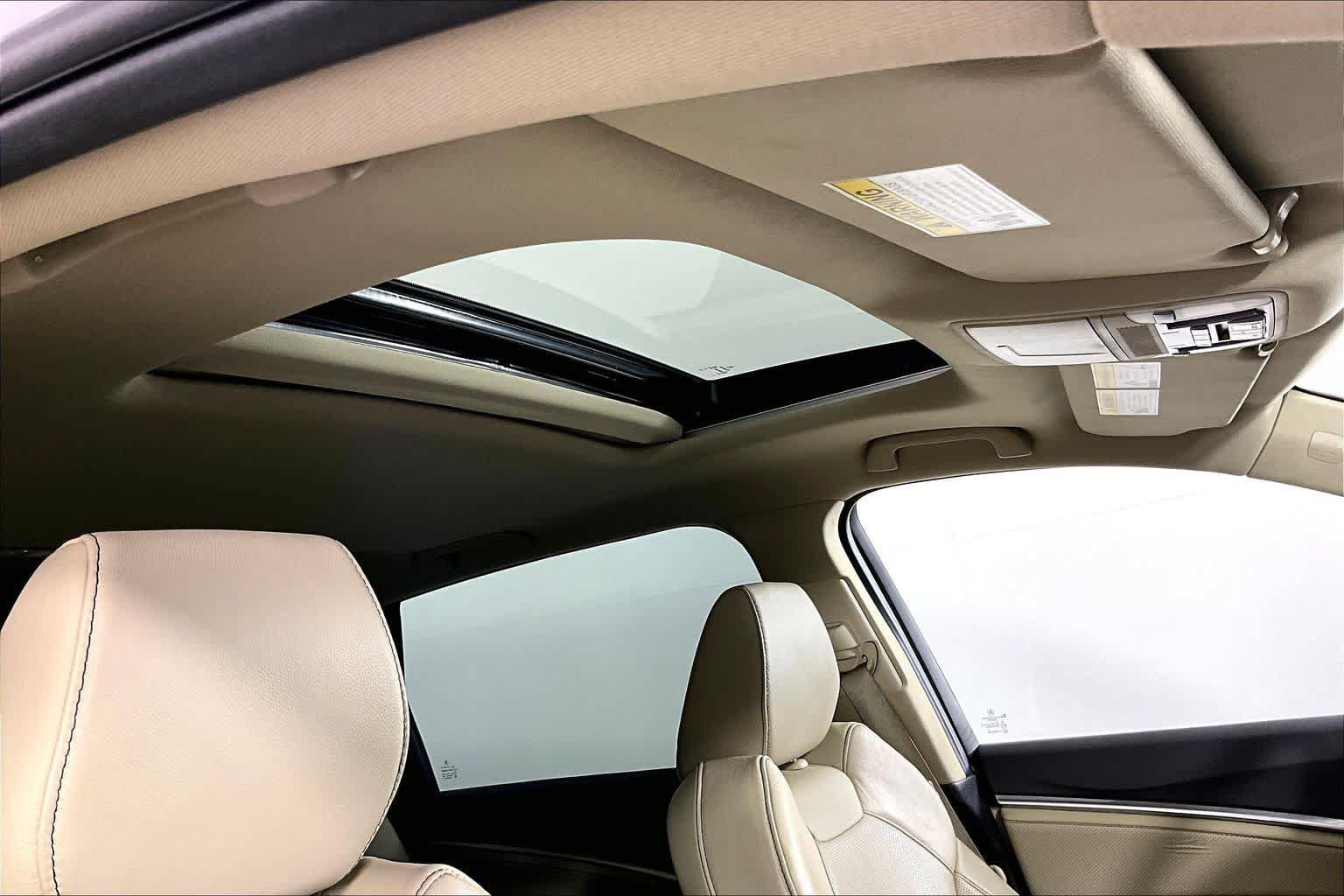 Used 2020 Acura MDX w/ Technology Package FWD image 13