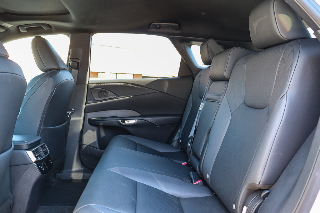 Used 2024 Lexus RX 350 Premium w/ Convenience Package FWD image 18