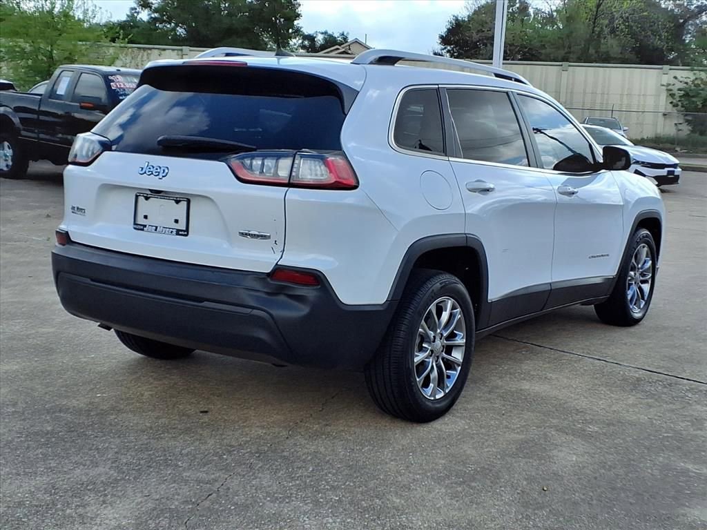 Used 2019 Jeep Cherokee Latitude Plus image 4