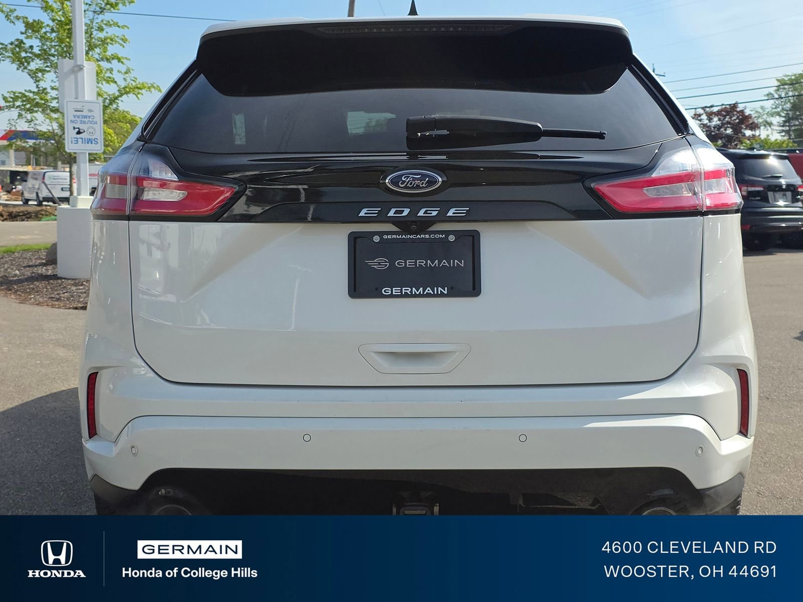 Used 2021 Ford Edge ST-Line w/ Class II Trailer Tow Package AWD/4WD image 19
