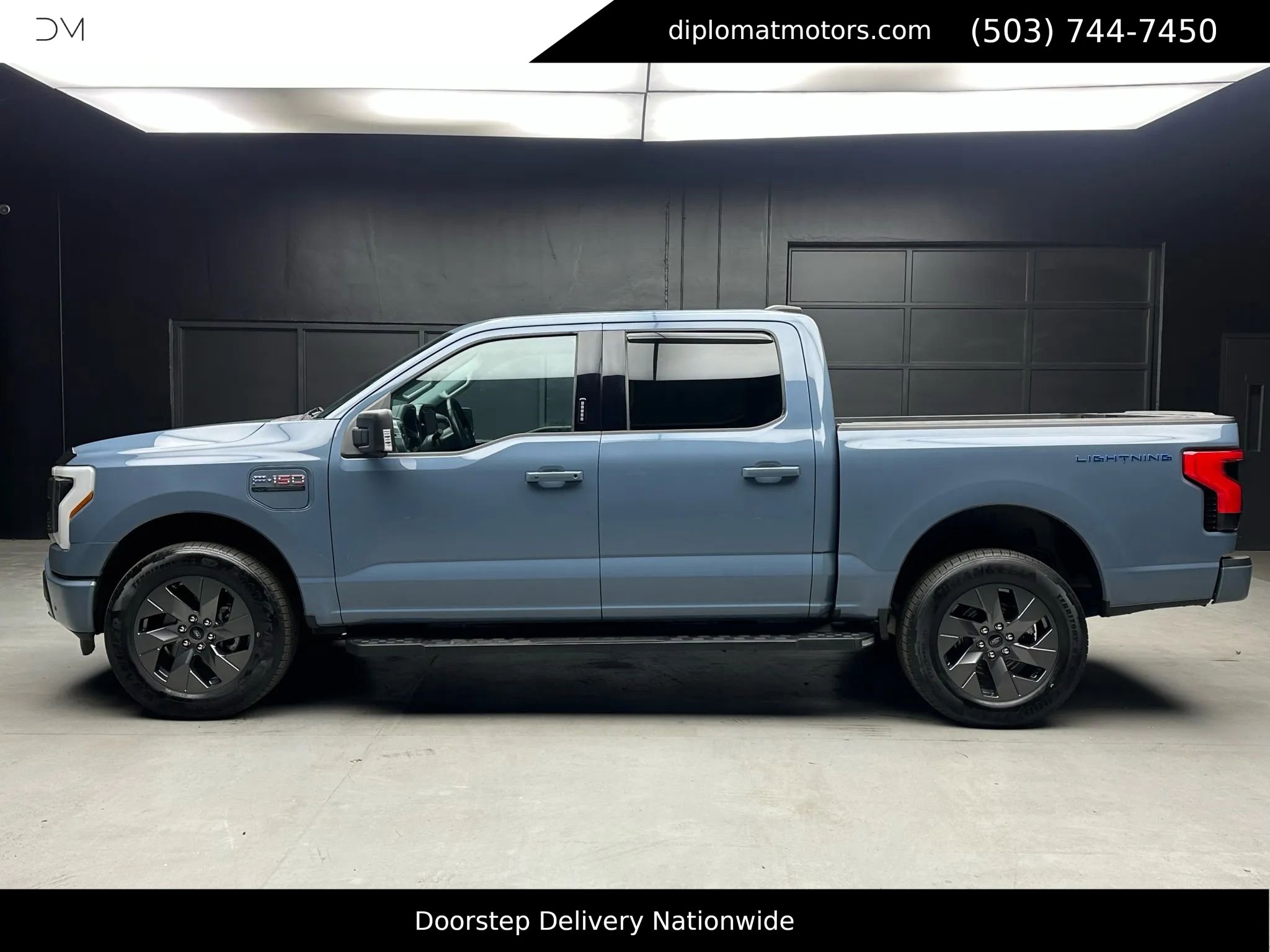 Used 2023 Ford F150 Lightning XLT w/ Equipment Group 312A High image 4
