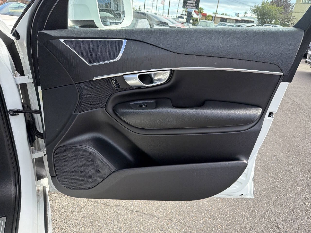 Used 2020 Volvo XC90 T5 Momentum AWD/4WD image 22
