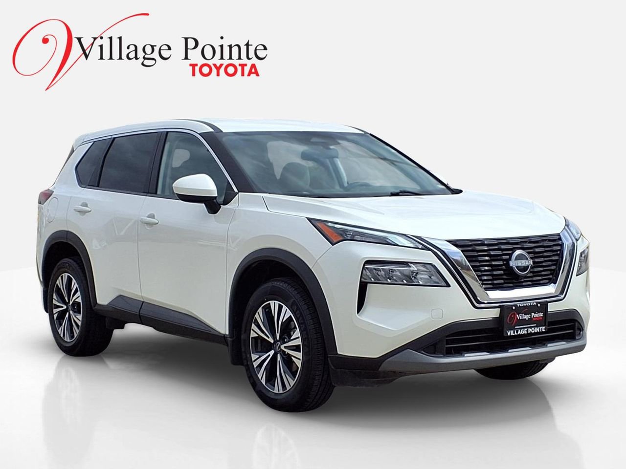 Used 2023 Nissan Rogue SV image 9