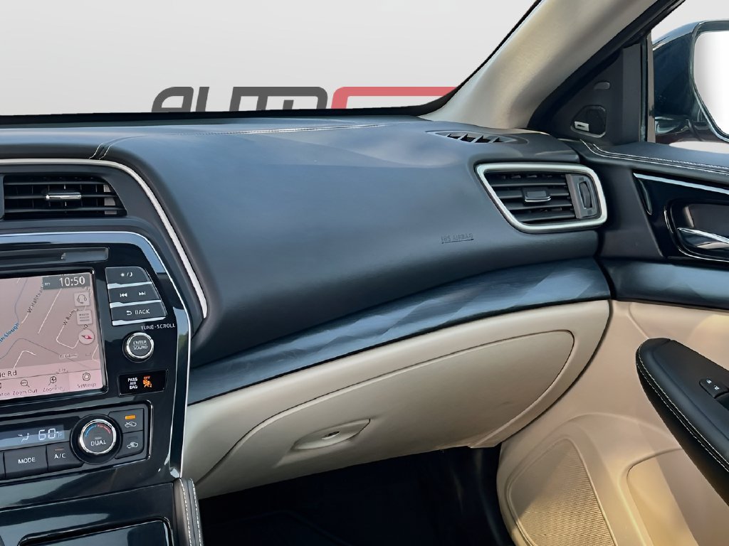 Used 2023 Nissan Maxima Platinum w/ Sport Mat Group FWD image 24