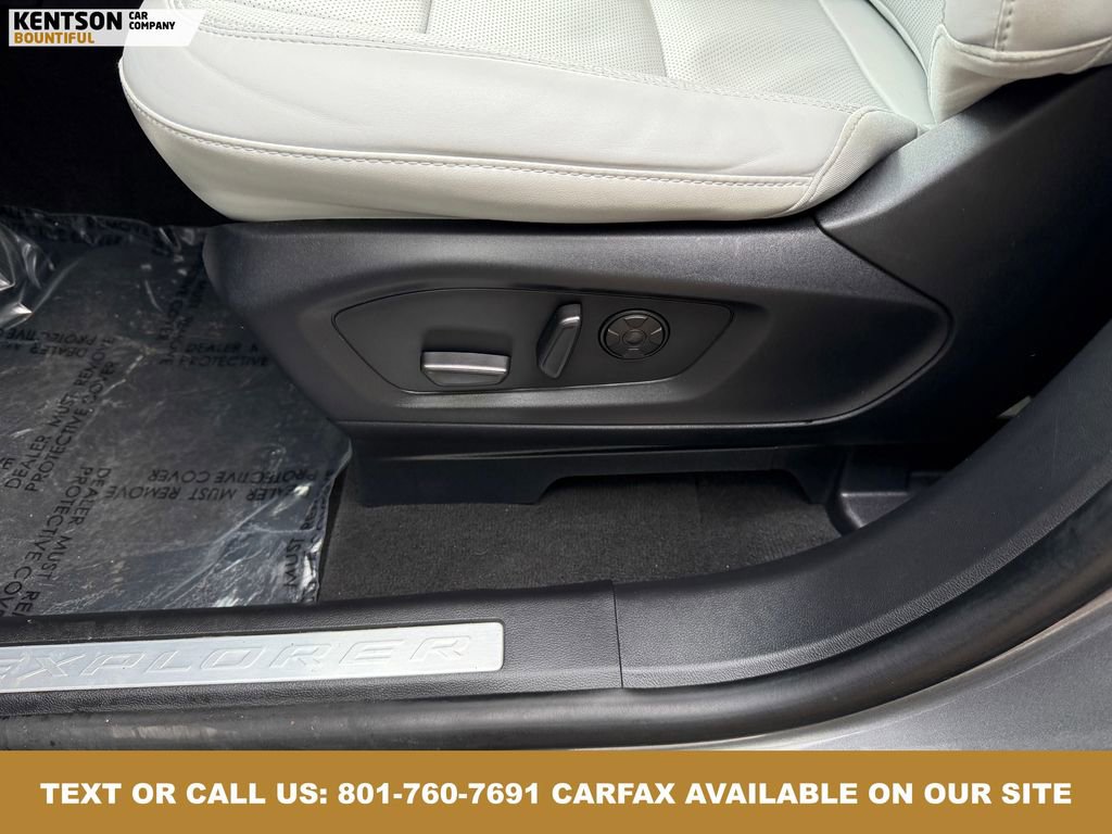 Used 2025 Ford Explorer Platinum w/ LUX Leather Package image 28