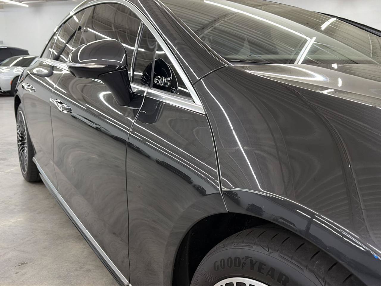 Used 2023 Mercedes-Benz EQS 580 4MATIC Sedan image 5