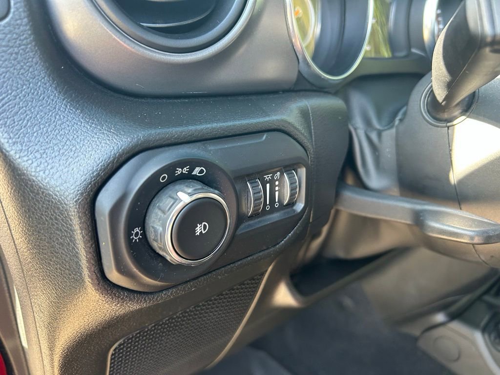 Used 2022 Jeep Wrangler Willys image 49