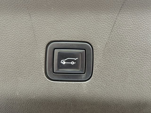 Certified 2022 Chevrolet Tahoe LT w/ Luxury Package RWD image 16