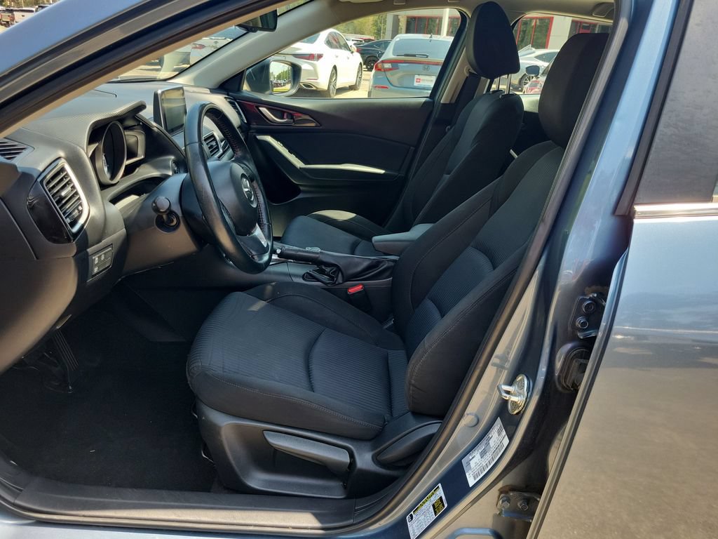 Used 2016 MAZDA MAZDA3 i Touring w/ Popular Equipment Package FWD image 16