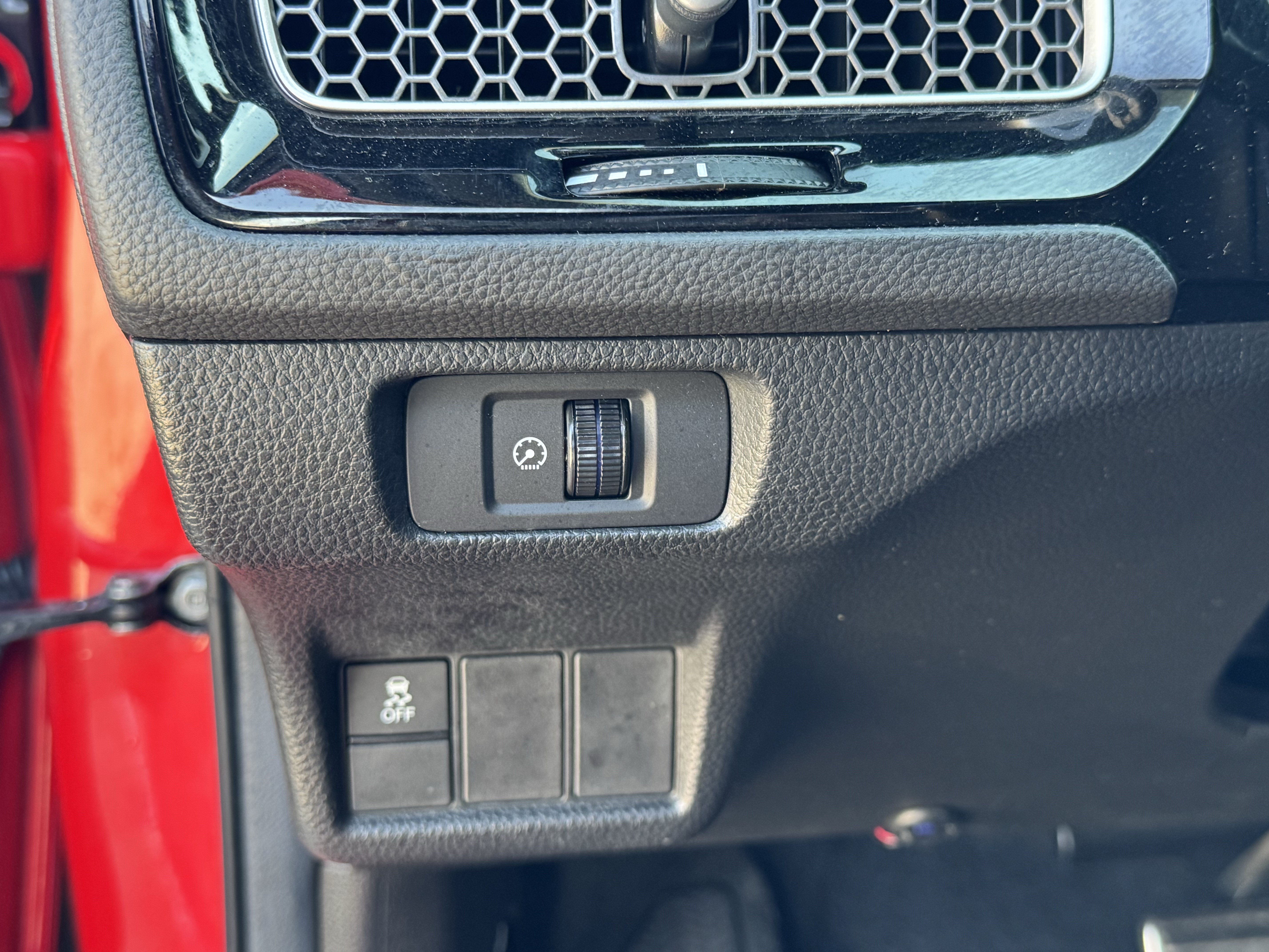 Used 2025 Honda Civic Sport image 15