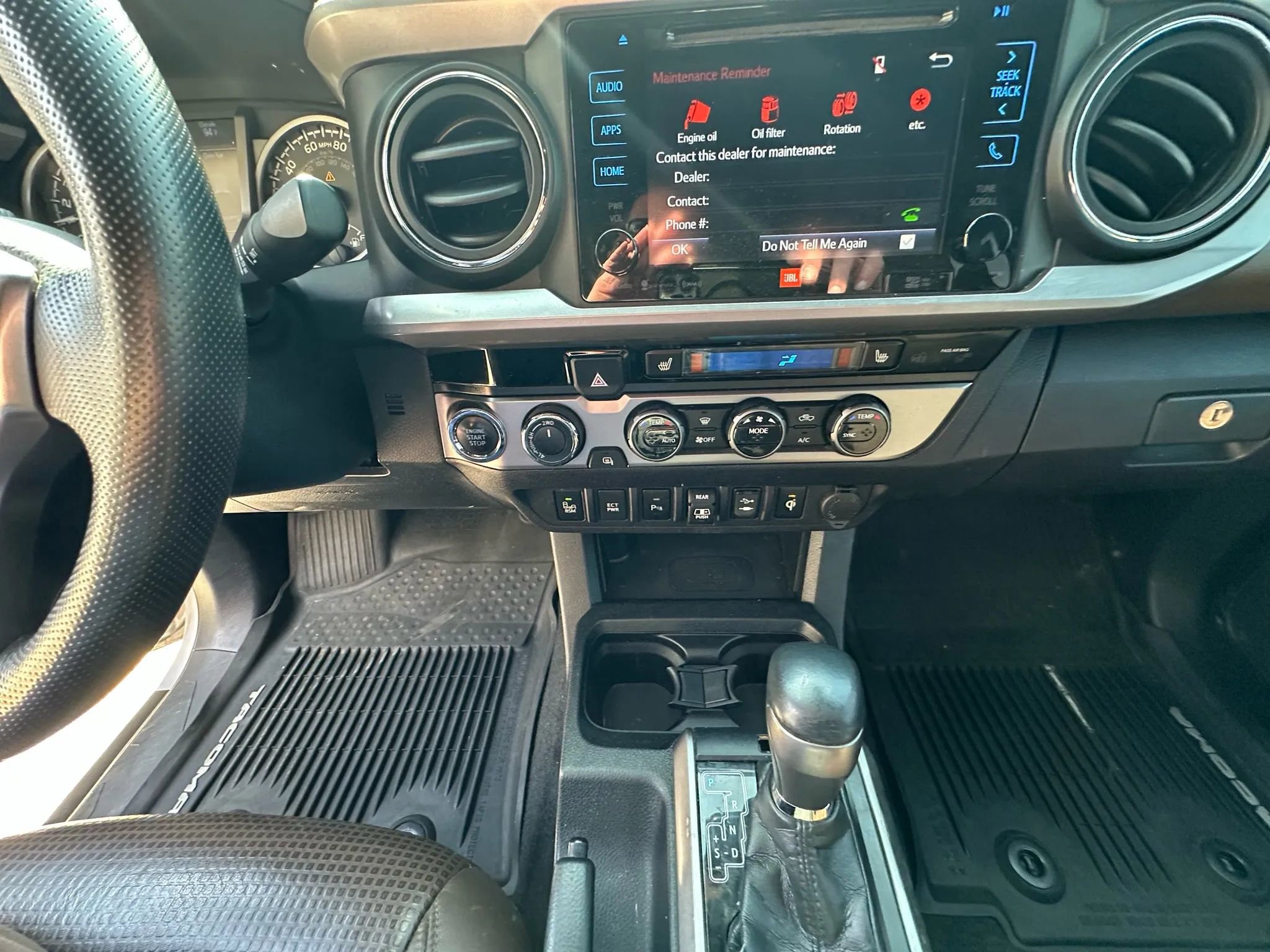 Used 2018 Toyota Tacoma Limited image 24