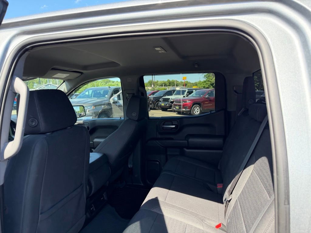 Certified 2023 Chevrolet Silverado 1500 Custom AWD/4WD image 9