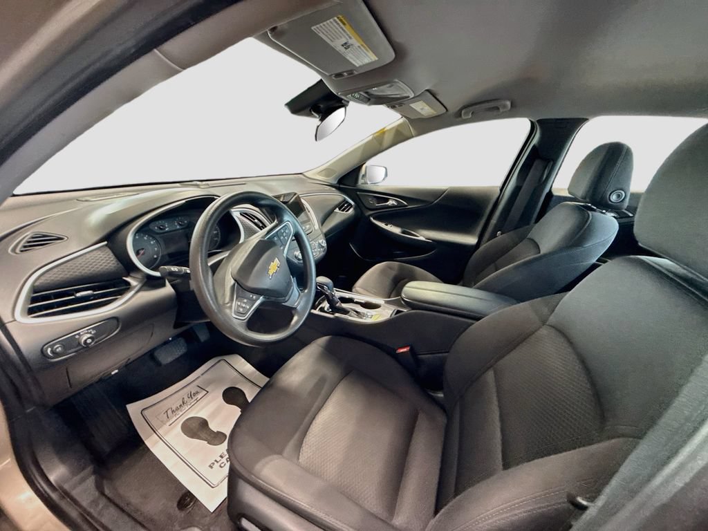 Used 2025 Chevrolet Malibu LT FWD image 20