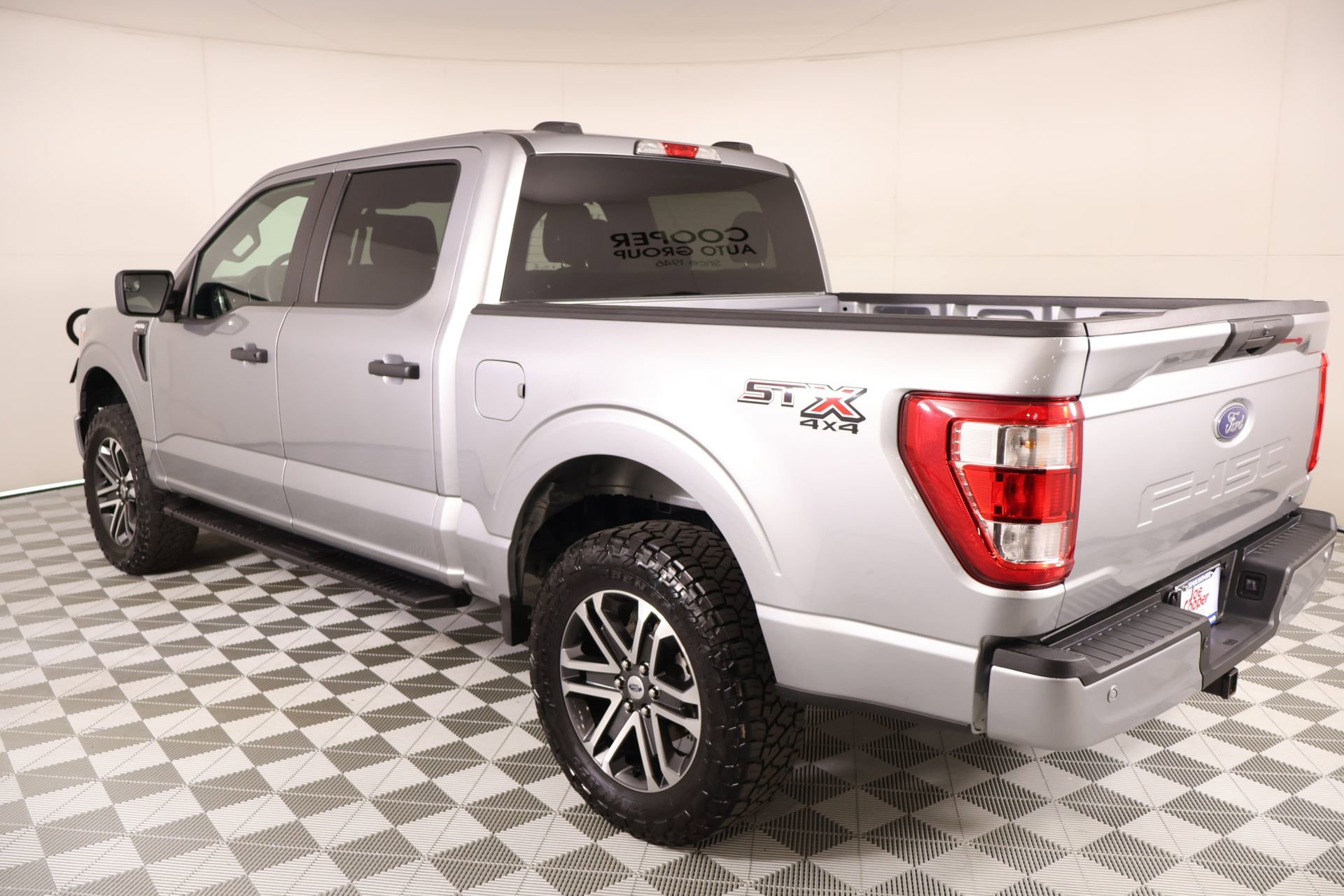 Used 2022 Ford F150 XL w/ STX Appearance Package AWD/4WD image 22