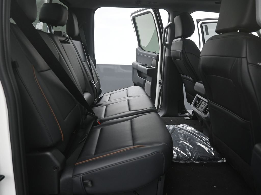 New 2026 Ford F250 Lariat w/ Black Appearance Package image 12