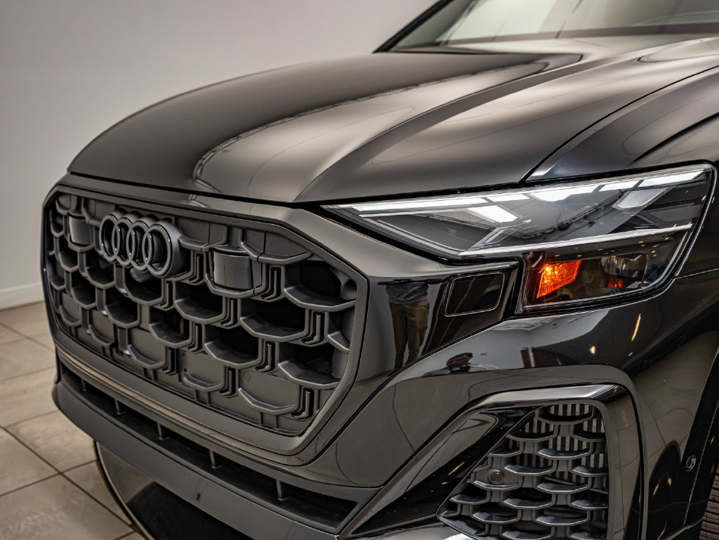 New 2027 Audi Q8 Prestige AWD/4WD image 3