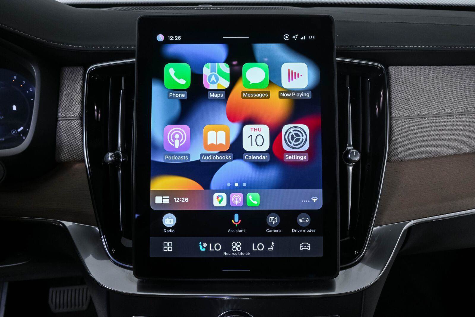 Certified 2026 Volvo XC90 B6 Ultra AWD/4WD image 16