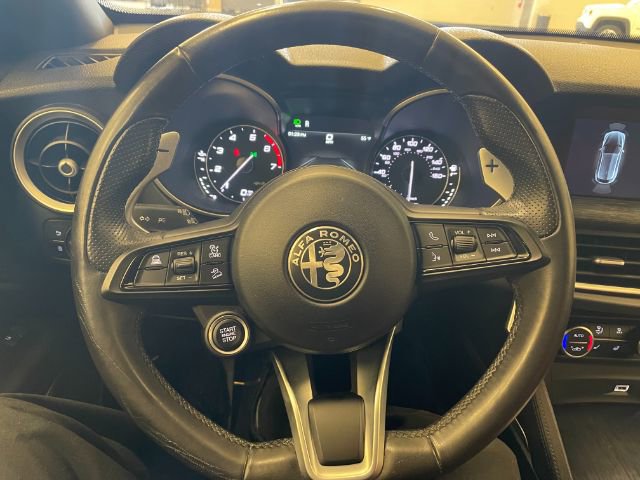 Used 2022 Alfa Romeo Stelvio Sprint image 24