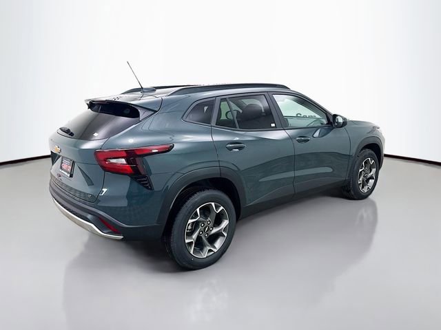 New 2026 Chevrolet Trax LT w/ Driver Confidence Package image 8