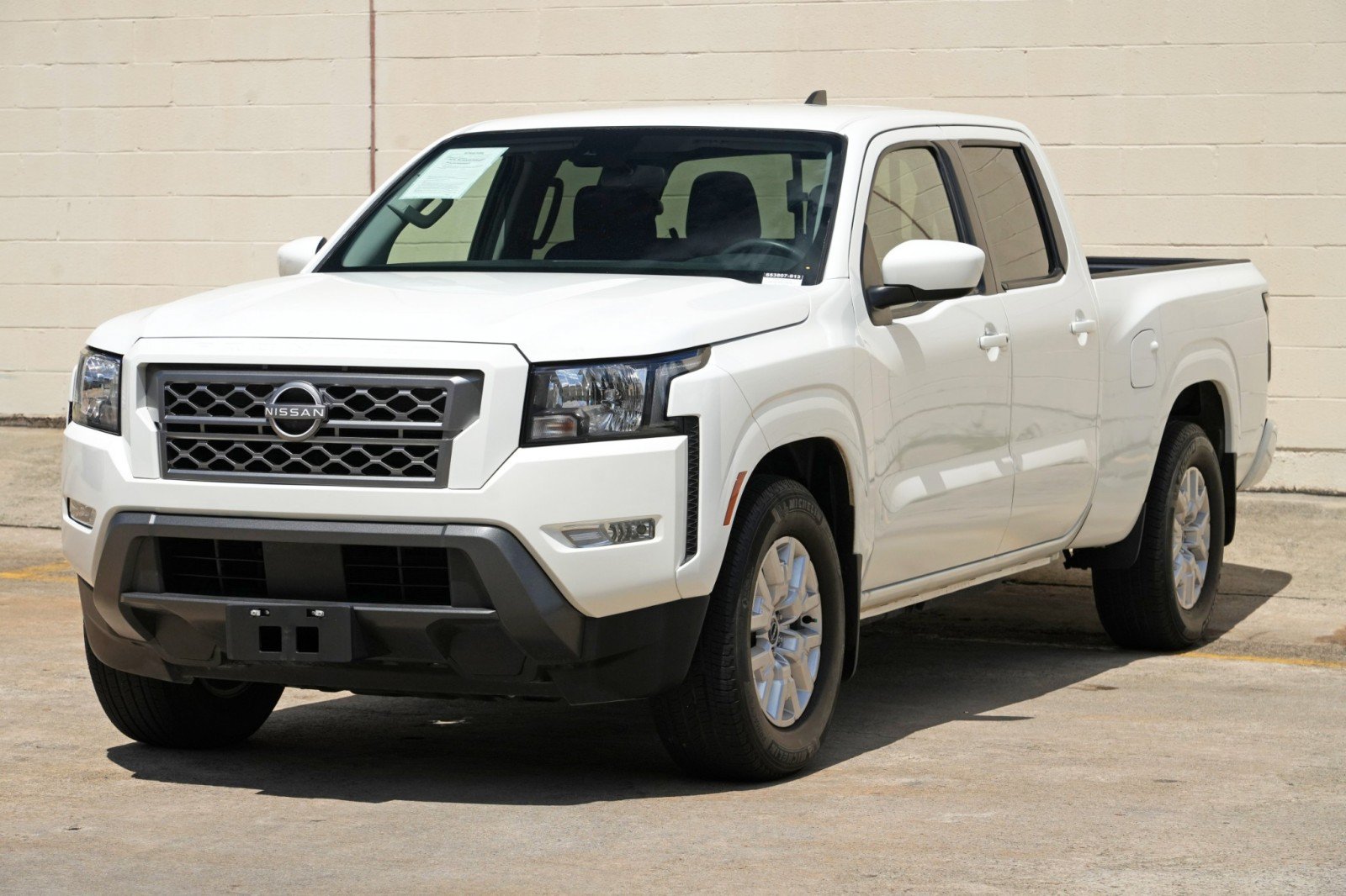 Used 2024 Nissan Frontier SV w/ Technology Package RWD image 41