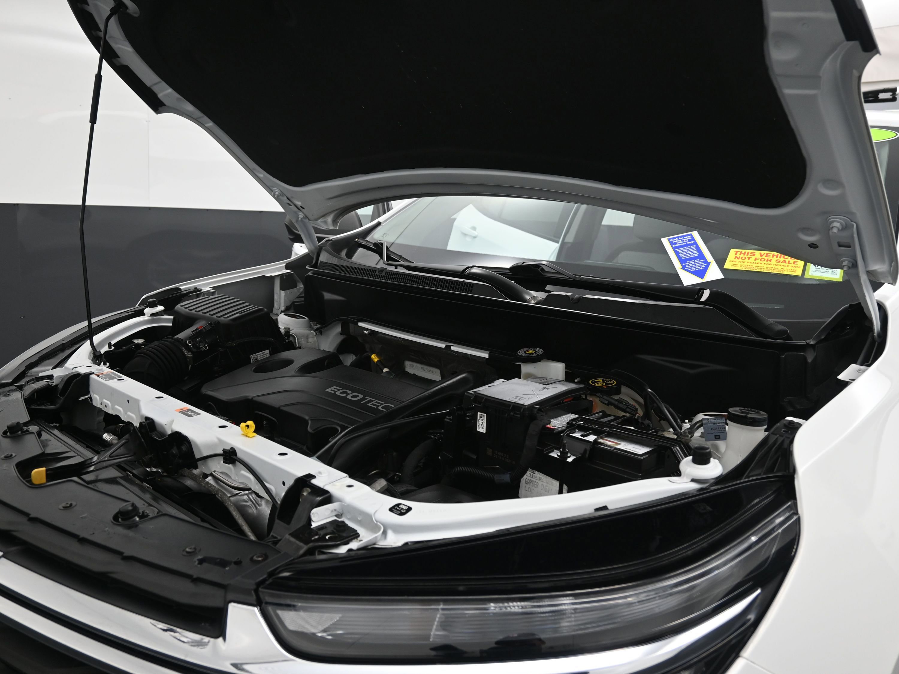 Used 2022 Chevrolet Equinox LS w/ LS Convenience Package image 29