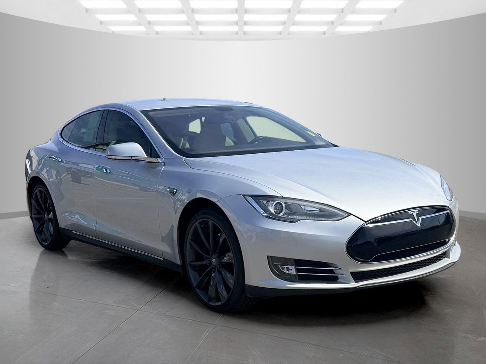 Used 2014 Tesla Model S RWD image 3
