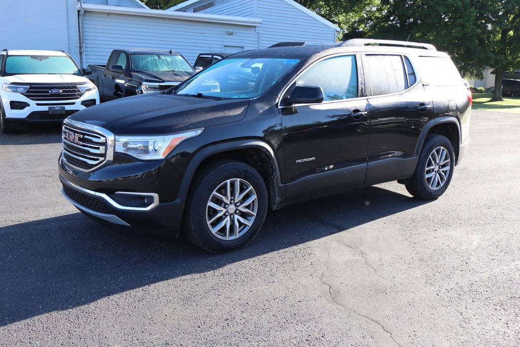 Used 2017 GMC Acadia SLE AWD/4WD image 2