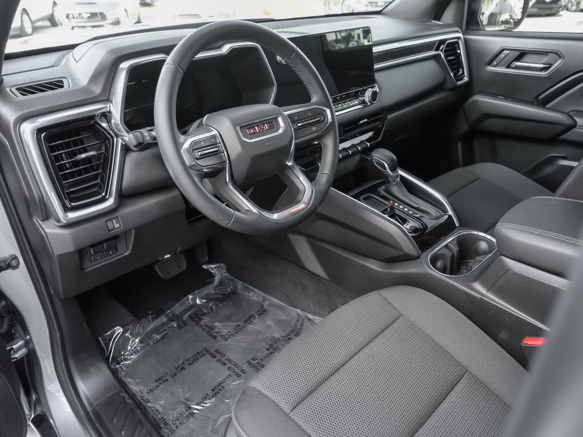 Used 2025 GMC Canyon Elevation w/ Convenience Package RWD image 7