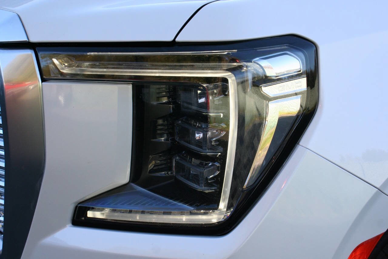Used 2021 GMC Yukon Denali w/ Denali Premium Package image 52