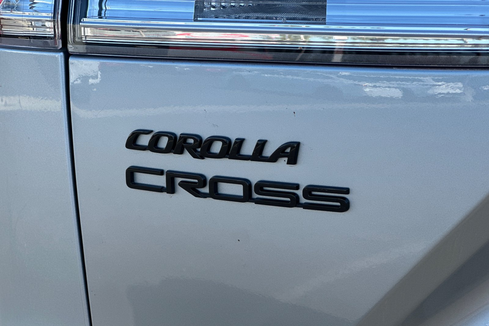 Used 2025 Toyota Corolla Cross AWD Hybrid image 27