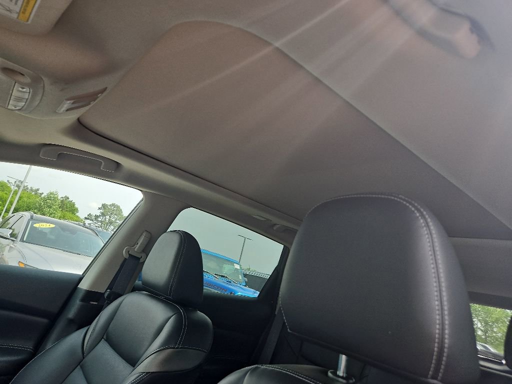 Used 2024 Nissan Murano SL FWD image 16