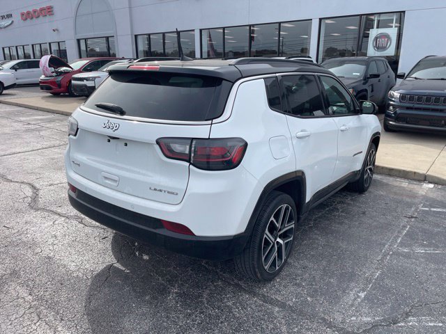 Used 2025 Jeep Compass Limited w/ Elite Group AWD/4WD image 6
