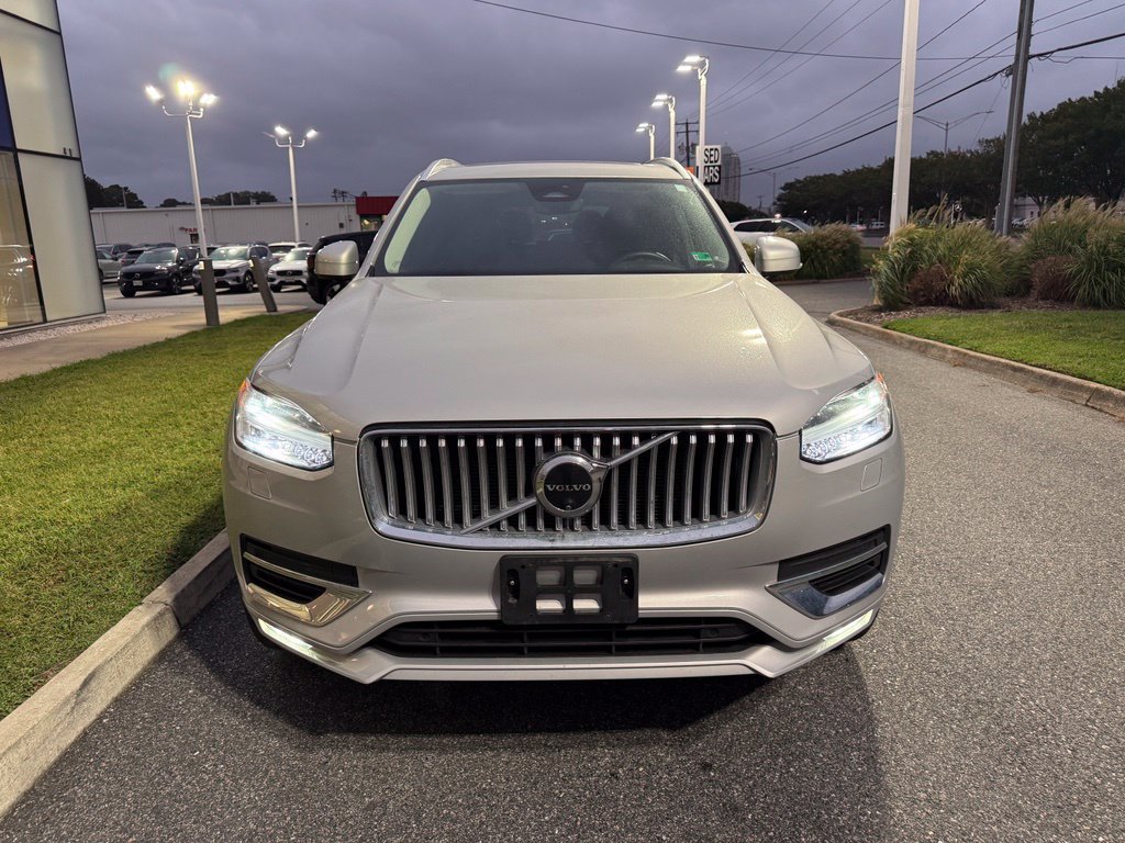 Used 2024 Volvo XC90 B5 Plus AWD/4WD image 4