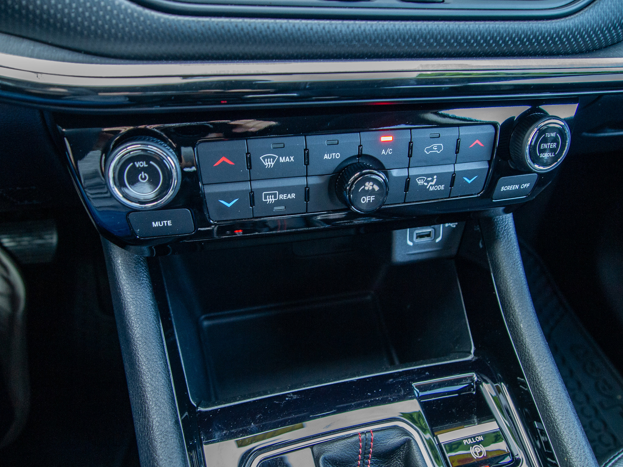 Used 2022 Jeep Compass Trailhawk w/ Sun and Sound Group image 18