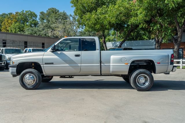 Used 1997 Dodge Ram 3500 Truck 4x4 Club Cab image 3