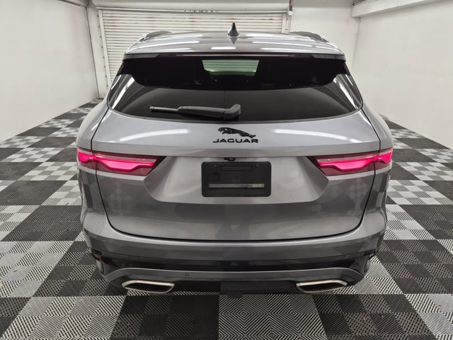 Used 2024 Jaguar F-PACE R-Dynamic S image 5