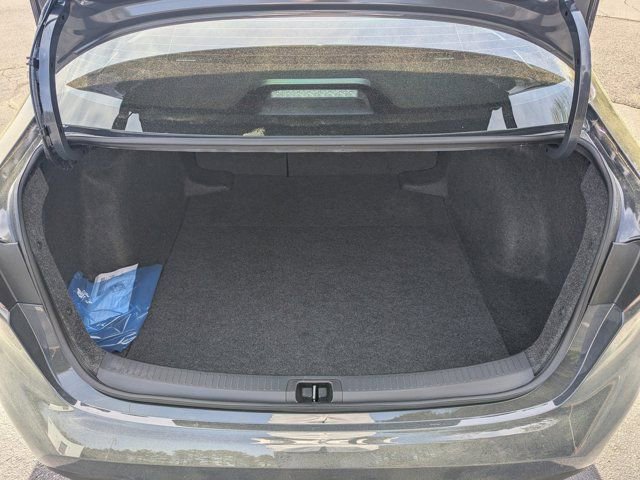 Used 2025 Toyota Corolla LE image 16