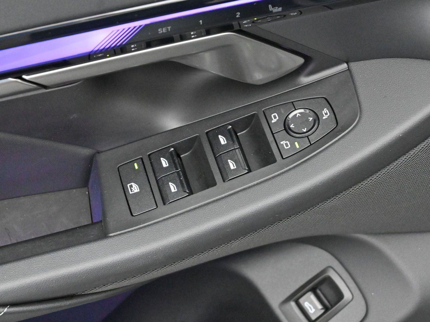 Used 2024 BMW i5 eDrive40i w/ M Sport Package image 13