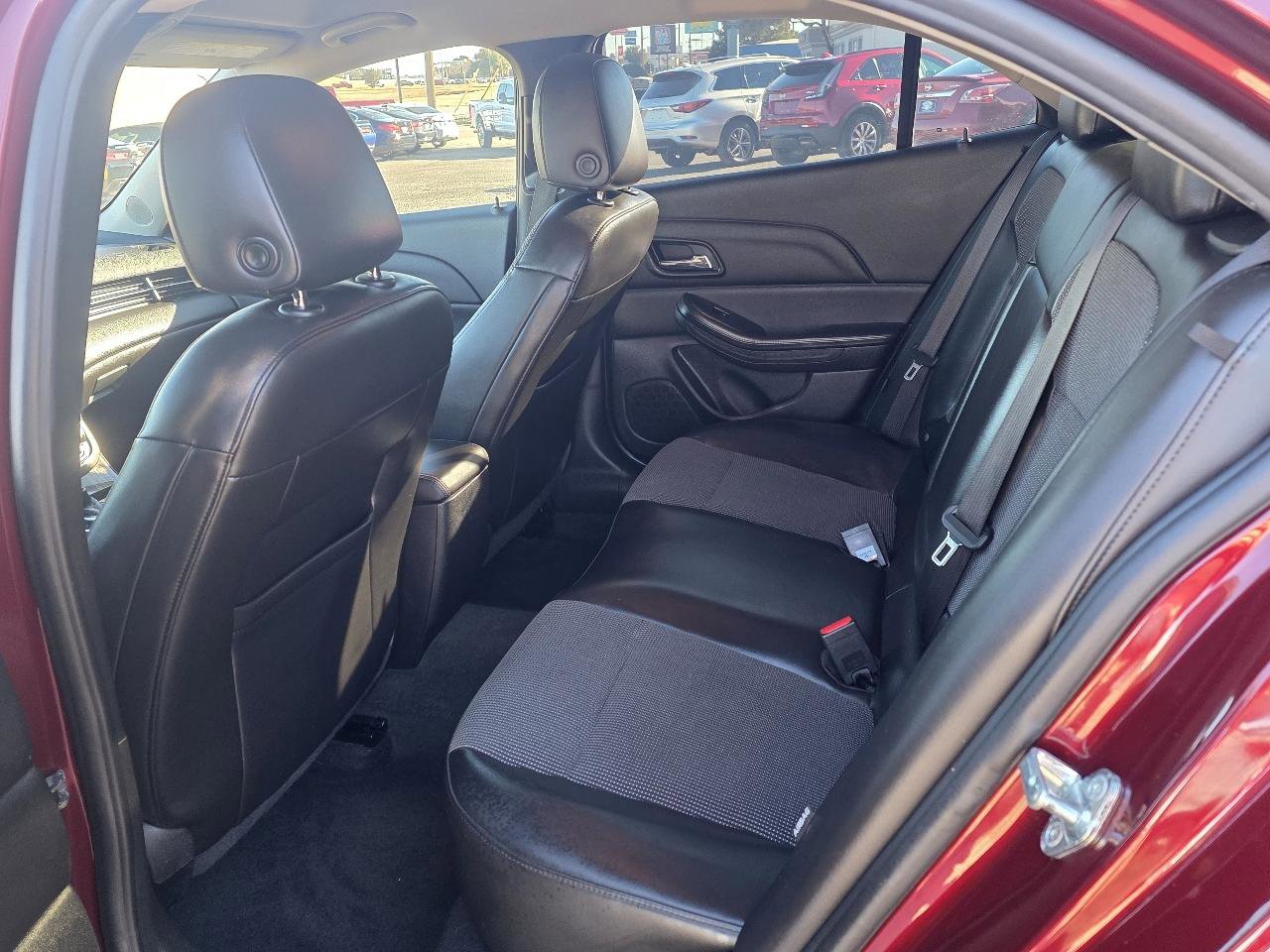 Used 2015 Chevrolet Malibu LT FWD image 13