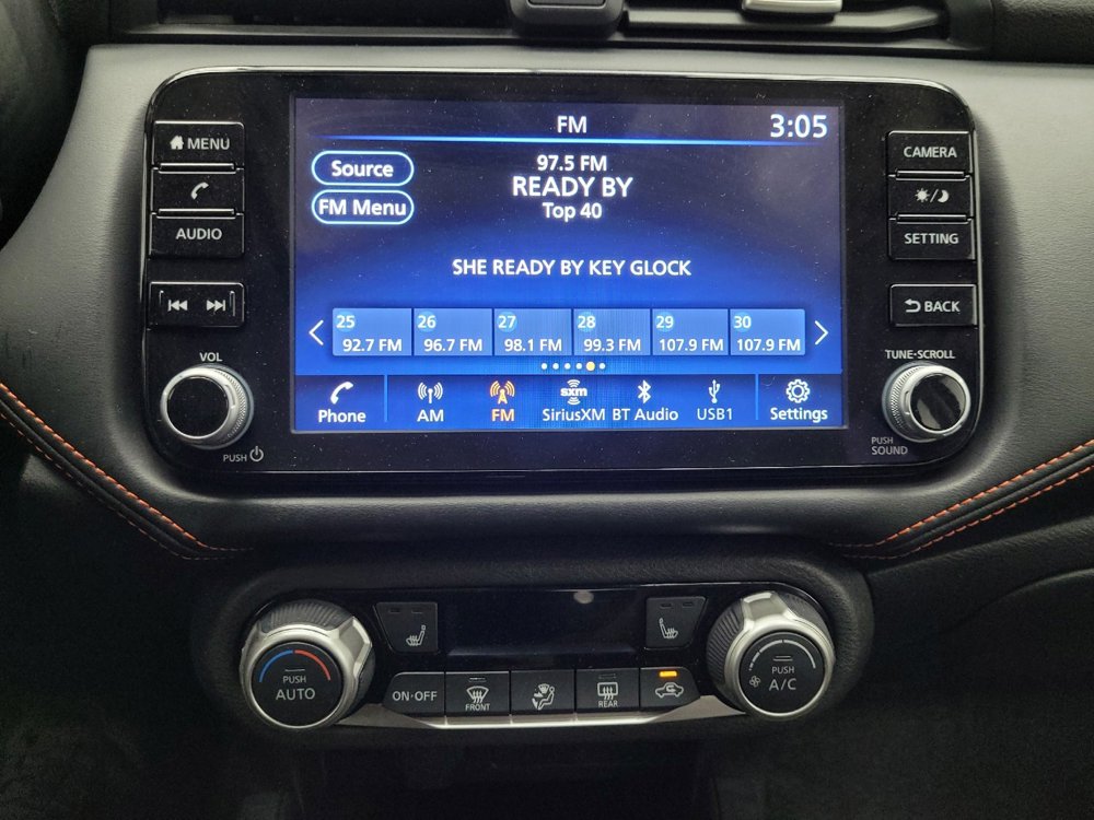 Used 2024 Nissan Versa SR w/ Trunk Package image 25